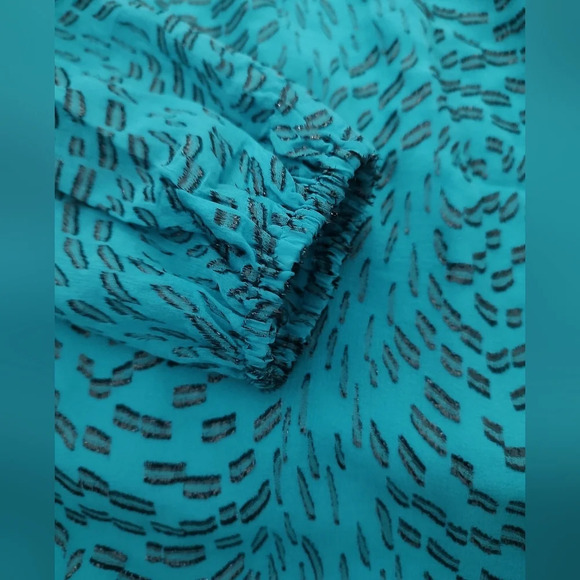 Lilly Pulitzer Caline Silk Top in Teal Bay Size Extra Small XS - Picture 6 of 7